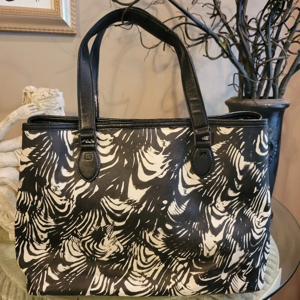 L.A.M.B. by Gwen Stefani Black White Tote Bag Luxury Designer #607 - Picture 5 of 15